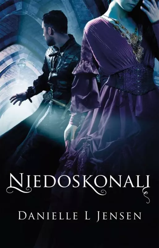 Trylogia klątwy. Tom 4. Niedoskonali