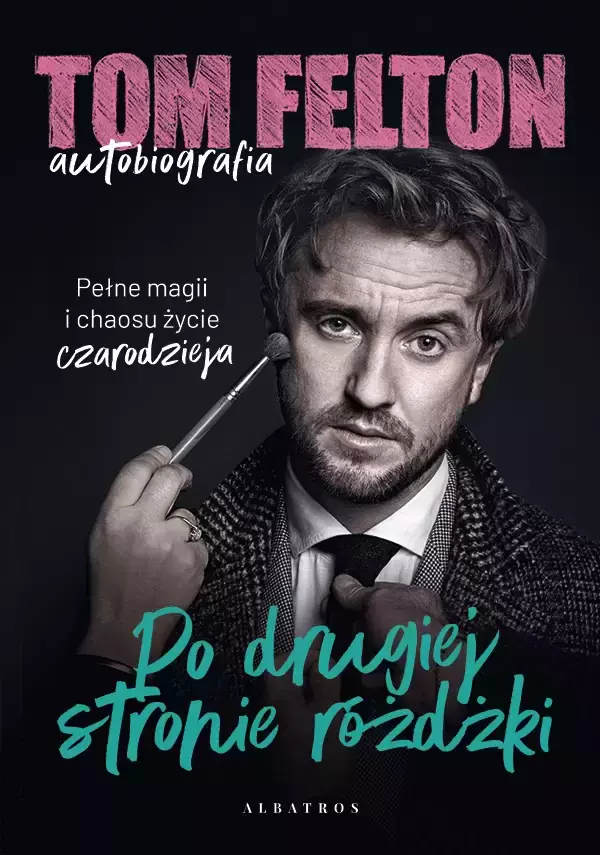 c904f18-po-drugiej-stronie-r.webp Po drugiej stronie różdżki | Tom Felton | Autobiografia Draco Malfoya